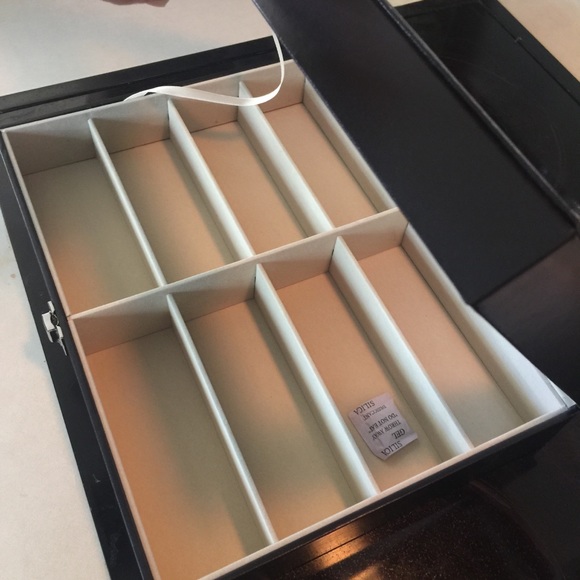 Sunglasses display case - Picture 4 of 6